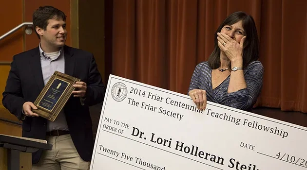 Lori Holleran Steiker Wins UT's Largest Undergrad Teaching Award